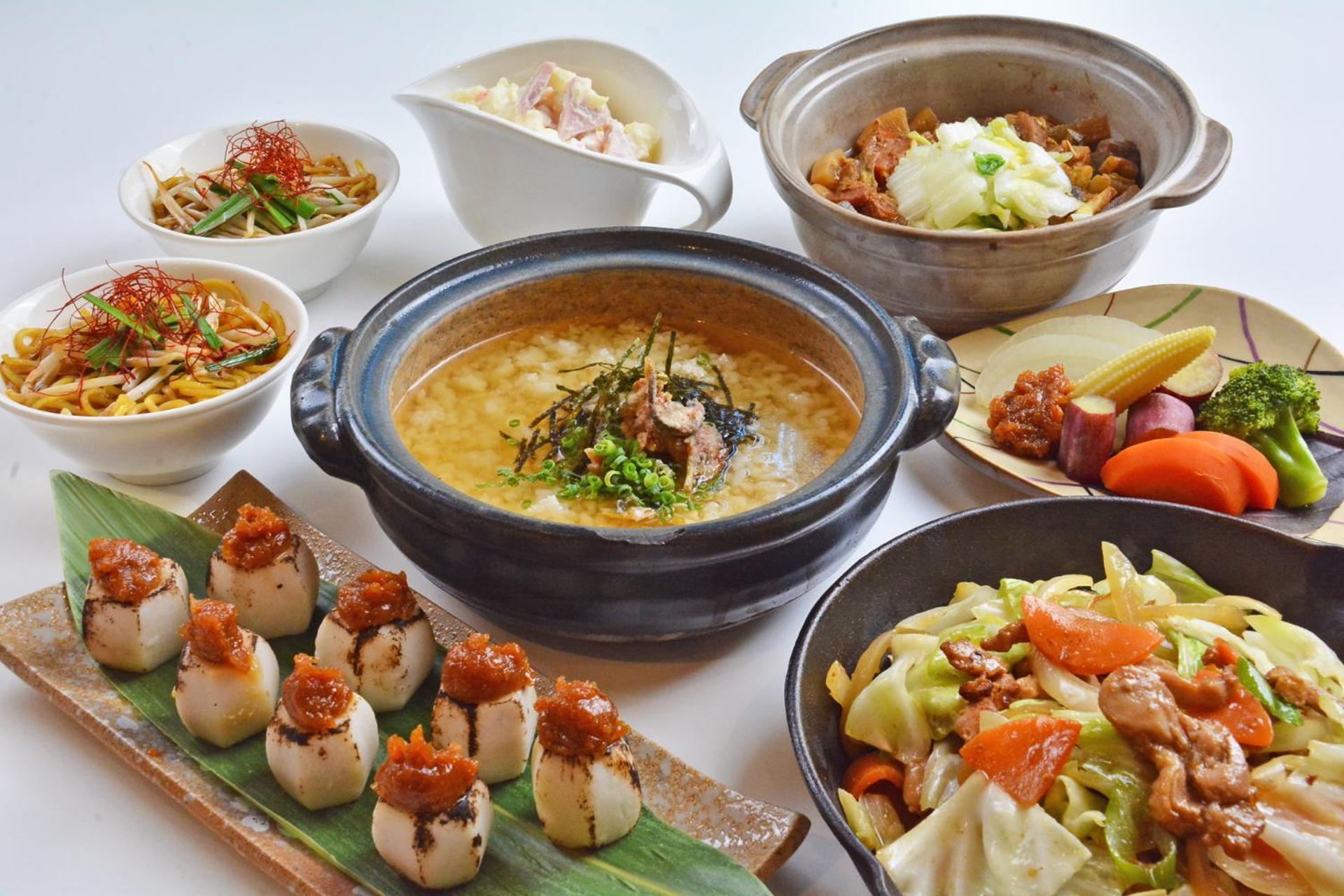Miyako Hotel Gifu Nagaragawa Ngoại thất bức ảnh A selection of Chinese cuisine