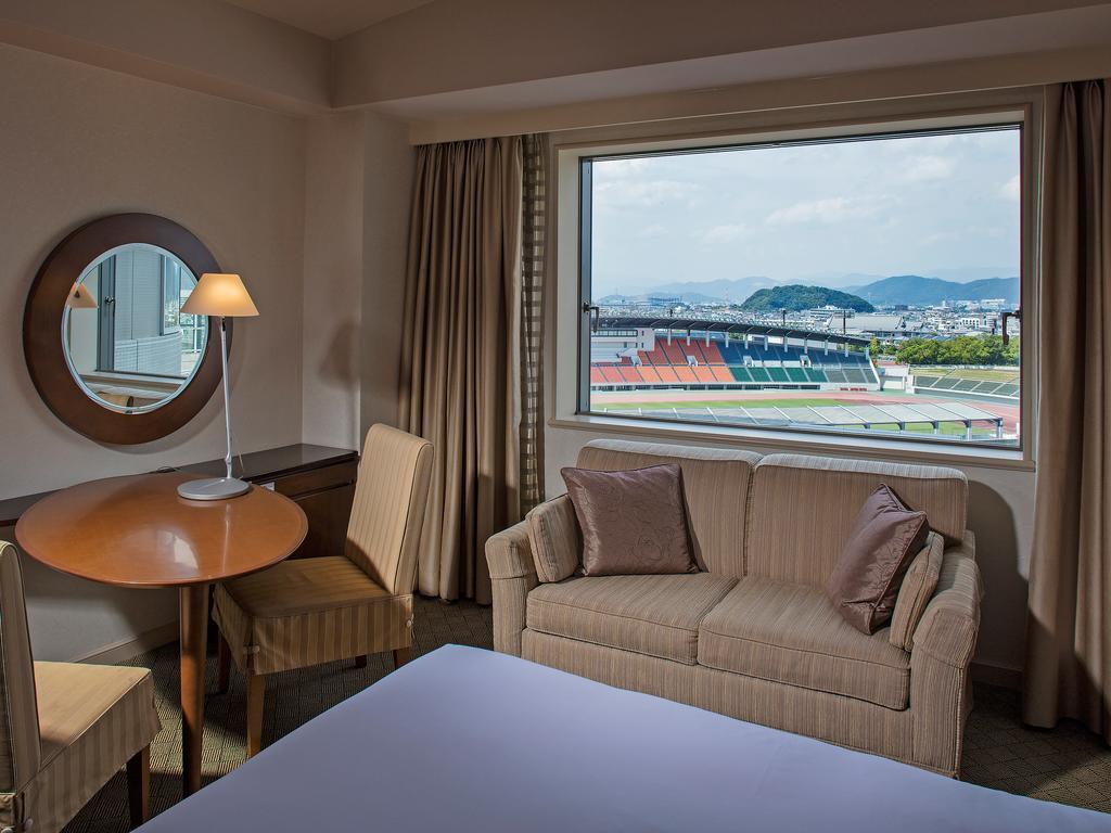 Miyako Hotel Gifu Nagaragawa Ngoại thất bức ảnh A room at the hotel
