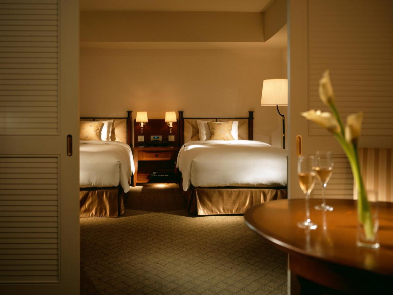Miyako Hotel Gifu Nagaragawa Ngoại thất bức ảnh A guest room at The Peninsula